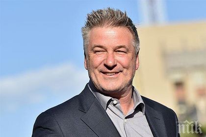 Тикнаха Алек Болдуин зад решетките, ударил човек след свада за паркиране