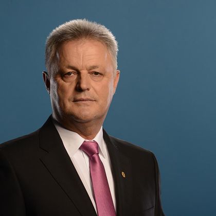 Вицеадмирал Пламен Манушев: Създаването на европейска армия няма да е в противовес на НАТО