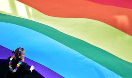 Православни провалиха ЛГБТ шествие в Молдова