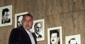 Отказва ли се Борисов от твърдението си за недостижимите успехи на Тодор Живков?