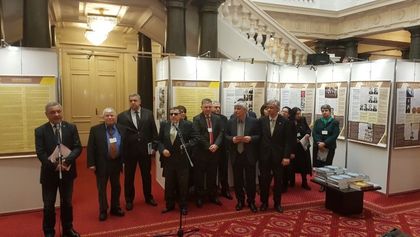 НФСБ откриха изложба в Народното събрание за спасяването на българските евреи