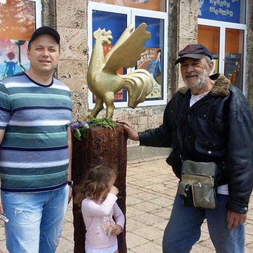 Кошмар за ЧНГ! Изхвърлят известен столичен скулптор от дома му!