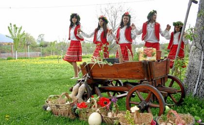 Лазаровден е! Вижте кой черпи и какви обреди и ритуали се правят днес