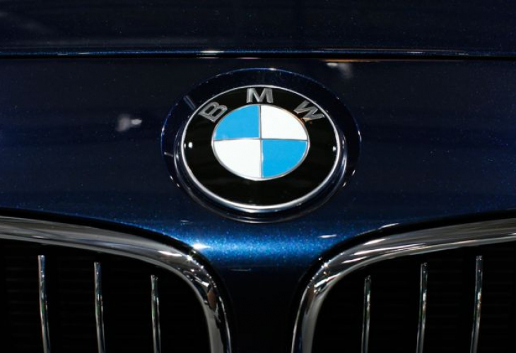 Най-накрая! Показаха дизайна на новата "Тройка" на BMW, брутален е! (СНИМКИ)