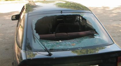 Задържаха серийни крадци от автомобили в Пловдив - на 14 са!