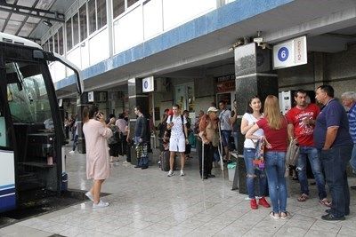 Спряха автобусите между Пловдив и София, хаос на автогара Юг!