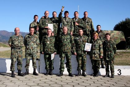Журналисти, родолюбци и военни аташета целият мишени в чест на Сухопътни войски