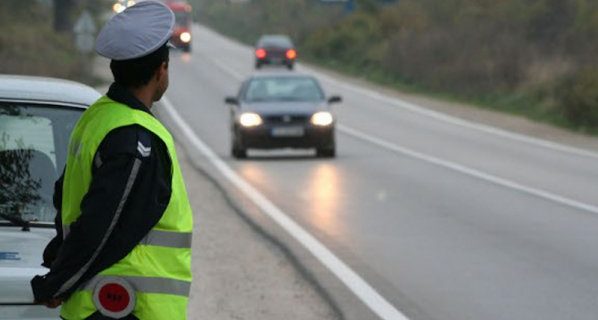 Пътни полицаи глобяват шофьори за аптечки и пожарогасители с изтекъл срок на годност