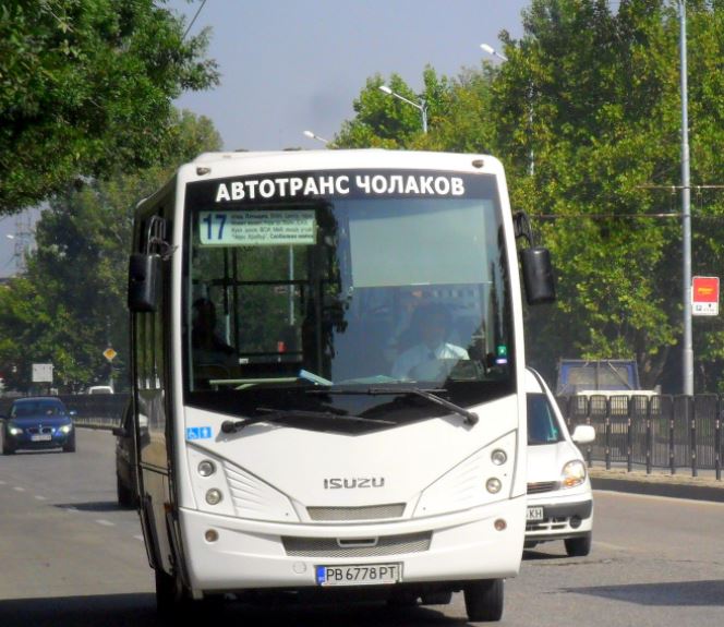 Автобус №17 в Пловдив два дни с нов маршрут заради ремонт