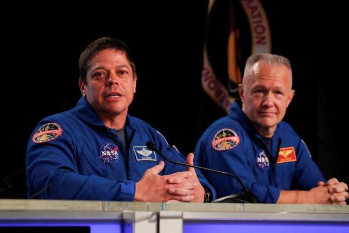 Първите SpaceX астронавти на NASA са готови за разхвърлян излет в космоса