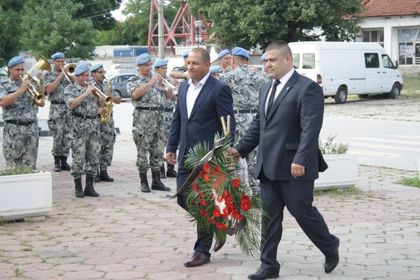 В Раковски се поклониха пред жертвите от първата световна война