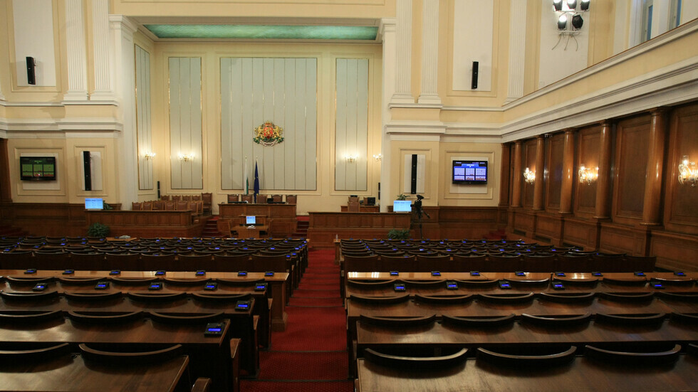 Парламентът ще гласува оставката на Цветанов