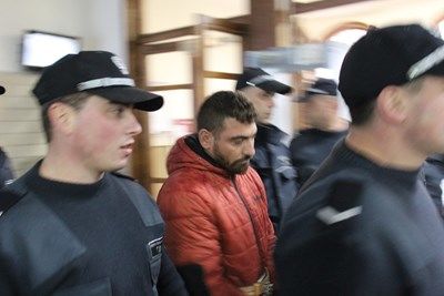 25 години затвор за рецидивист, убил двегодишното момченце на приятелката си