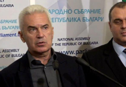 Волен Сидеров иска разследване на сделката с ЧЕЗ