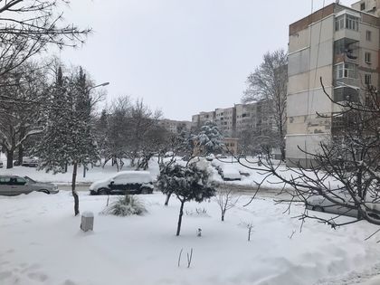 Студ! Крадец нахлу в апартамент в Тракия, задигна печка барабар с три телефона, но ..