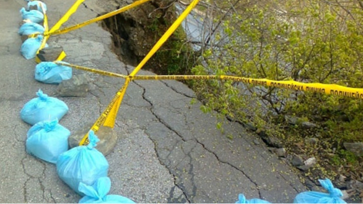 Укрепването на свлачището под Асенова крепост ще струва 200 000 лева