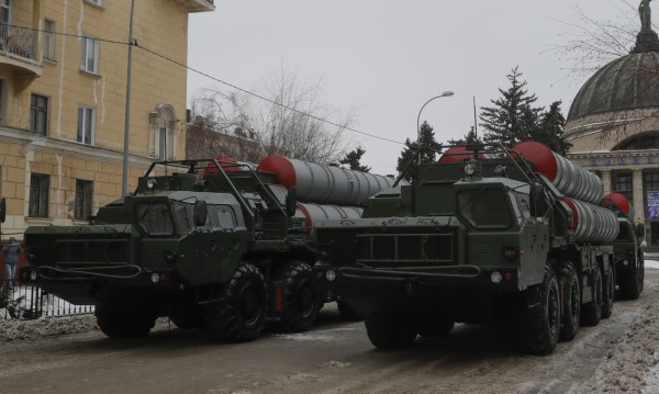 Русия разполага нов дивизион С-400 в Крим