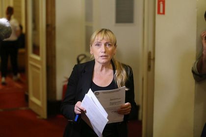 Елена Йончева е с най-много номинации в Старозагорско за евролистата