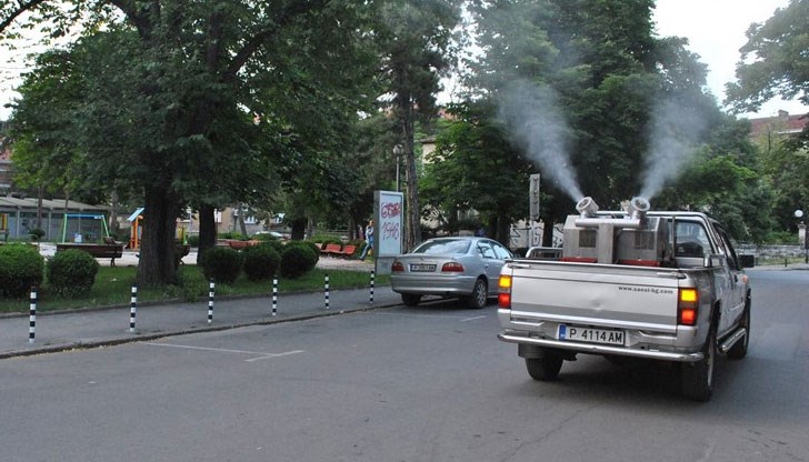 Пръскат срещу комари тази вечер в Русе