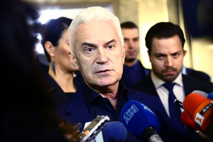 Сидеров: Излъгаха ни да спрем АЕЦ