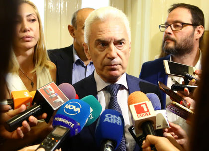 Сидеров за оставките на тримата министри: Правилен ход на Борисов