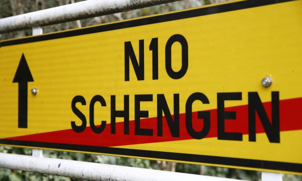 Край на Шенген ще вдигне цените в Европа