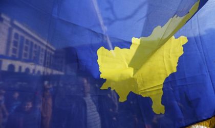 Сблъсък на титаните САЩ и Германия – кой ще надделее за Косово?