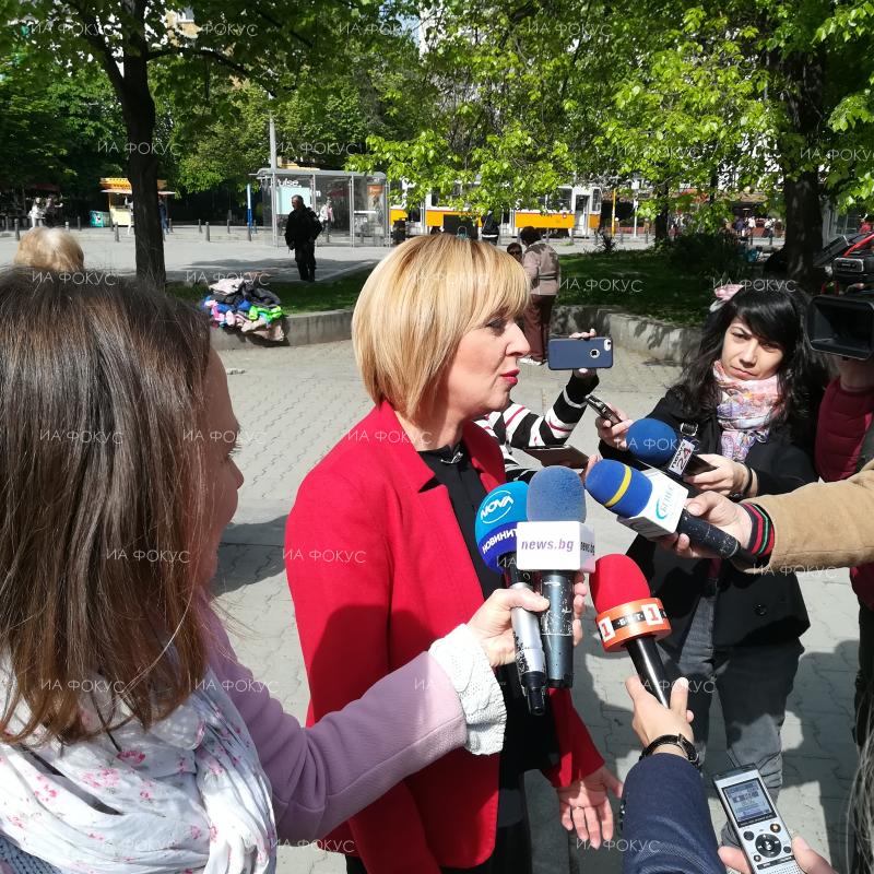 Омбудсманът Мая Манолова: Около 250 деца ще боядисат 1 000 яйца на площад „Света Неделя“