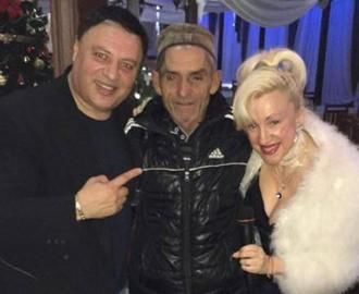 Сашка Васева пя на ушенце на овчаря милионер от Петрич
