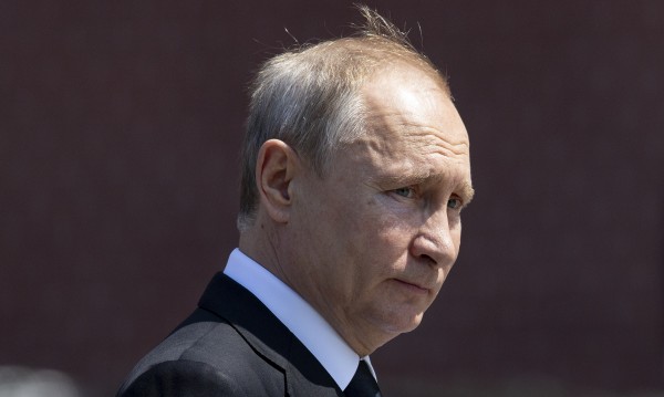Путин удължи забраната за внос на храни от ЕС до 2020 г.