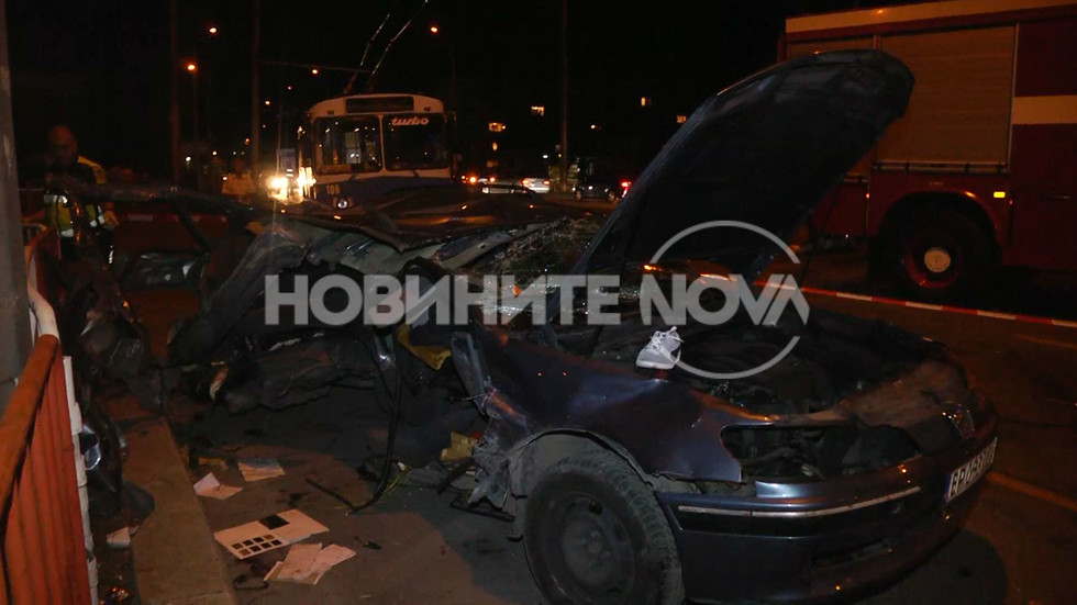Зловеща катастрофа във Враца отне живота на велосипедист (СНИМКИ 18+)