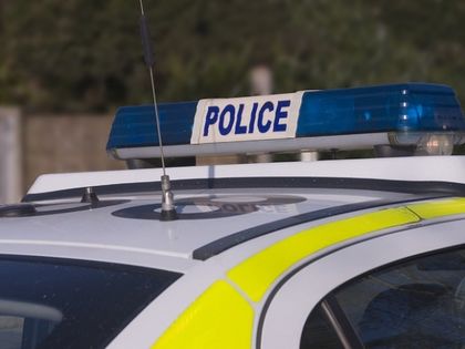 Полицията арестува 74 души в Пазарджик, Бургас и София