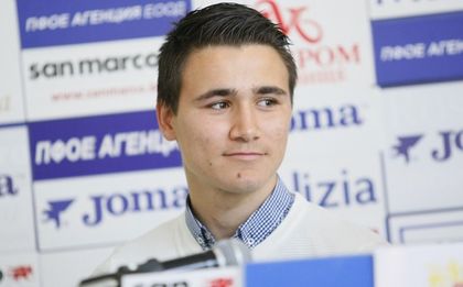 Дебютантът Карабельов: Най-хубавото е повиквателната, а не срещата с Роналдо