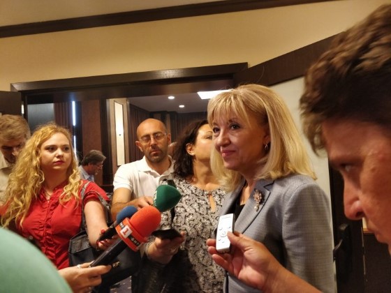 Министър Петя Аврамова във Варна: Около 240 млн. лв. е необходимата сума за основен ремонт на Аспаруховия мост