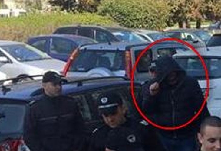 Вижте гнусния педофил Иван, примамвал малки момиченца във Фейсбук (СНИМКА)