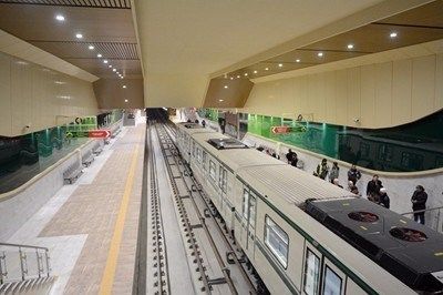 Опит за самоубийство блокира метрото в София