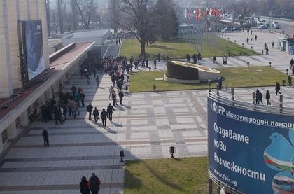 Рекорд! По 8500 посетители дневно идват на мегафорума за агробизнес, вино и храни в Пловдив