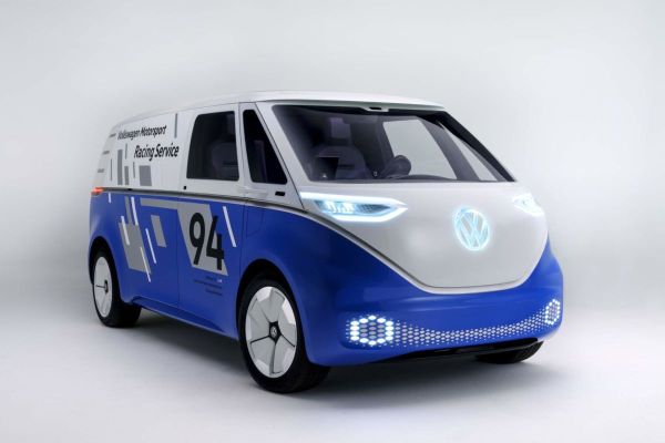 Електрическият Volkswagen I.D. Buzz Cargo изминава 550 км с едно зареждане Слънчевите батерии върху покрива на товарния ван увеличават пробега с 15 км
