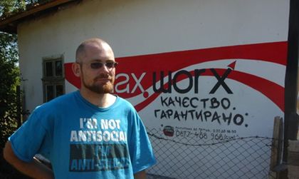 Макс от Щутгарт, най-бедният европеец, избра за дом Динково
