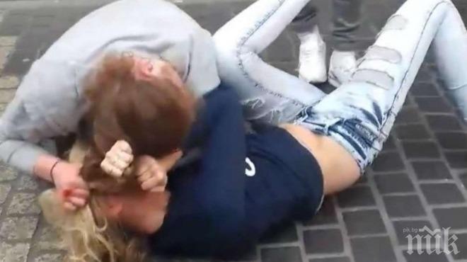 ГРОЗЕН ЕКШЪН: Женски бой след леко ПТП - Крясъци, шамари, псувни и скубане на коси вдигнаха полицията на крак