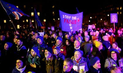 ЕС ще ратифицира отхвърлената Brexit сделка