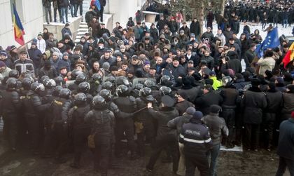 Безредици и протести в Молдова