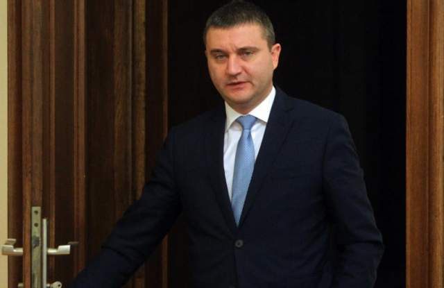 Сотир Цацаров разпореди проверка на финансовия министър