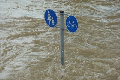 Седем души загинаха при наводнение в Турция