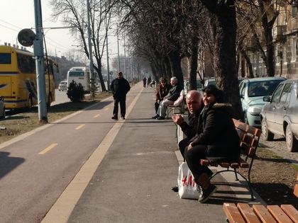 Хубав припек и никаква любов на Алеята на любовта