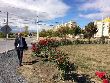 Облагородяват и обезопасяват кръгови кръстовища в Тракия