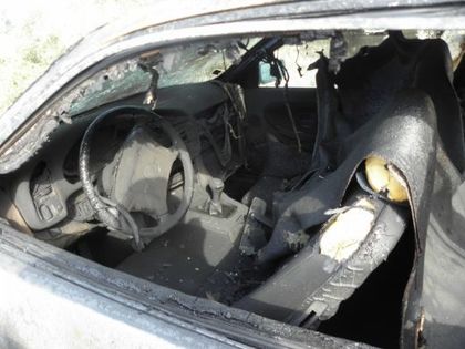 Кола се заби в дърво и пламна като факла