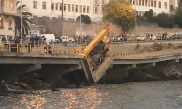 Срути се един от най-натоварените мостове в Кавала