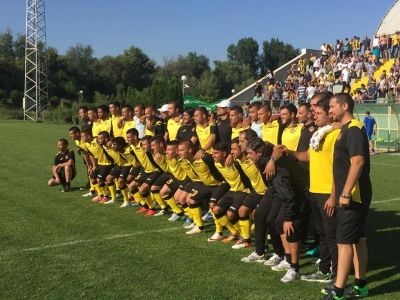 Костов тръгва с всичките си здрави играчи за Бургас! Вижте групата на Ботев
