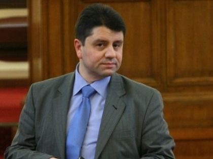 Борисов освободи заместника на Младен Маринов, връща се в редиците на ГЕРБ